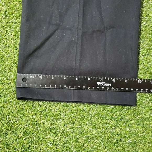 L.L Bean Classic Fit Chino Pants Pleated Front Black Cotton Twill Size 40x32 - Picture 9 of 9